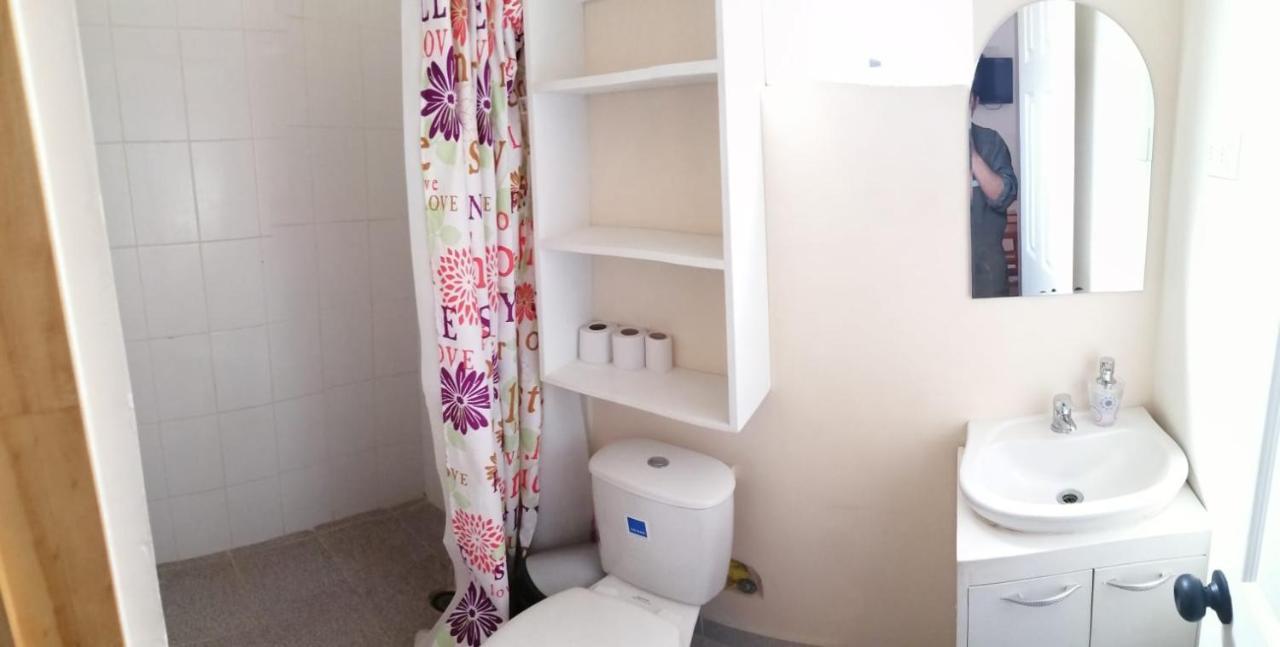 Hostal El Colibri Vicuna Bagian luar foto